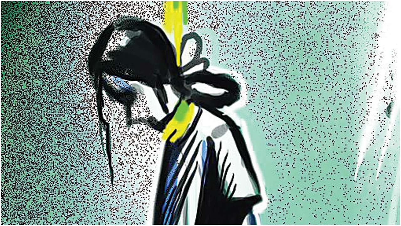 UP minor girl attempts suicide after being raped