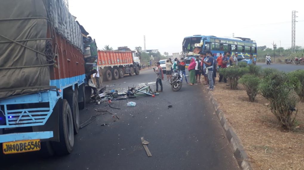 Odia Migrants Bus Accident At NH 16 Tangi, Truck Driver Dead