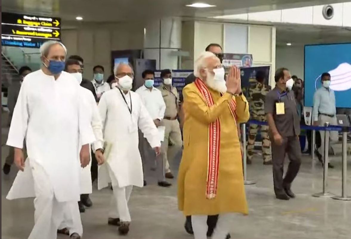 PM Modi Arrived In Bhubaneswar To Visit Cyclone Affected Area Of Odisha