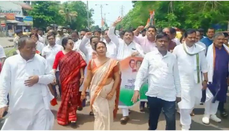 Odisha Congress Demonstrate Protest In Front Of ED Office Against ED Questioning To Rahul Gandhi