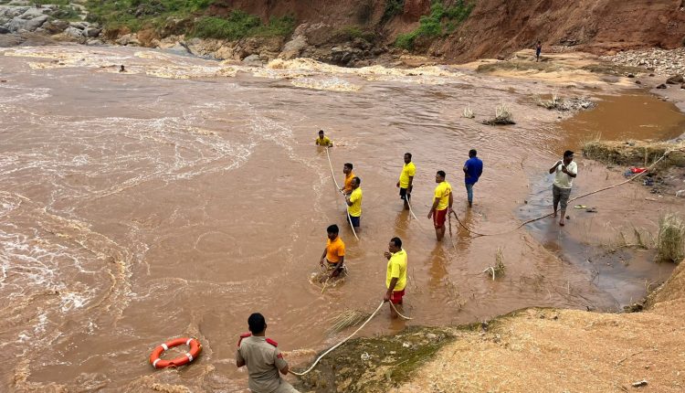 Four Members Of A Family Washed Away In Nagavali River In Rayagada