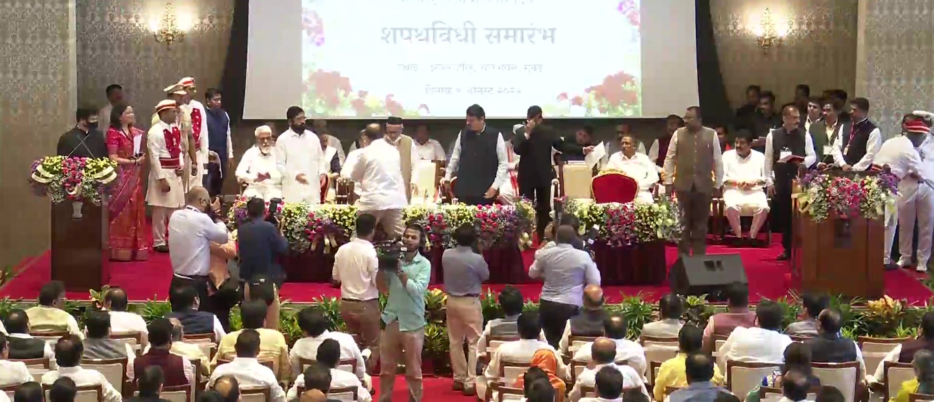 Maharashtra Cabinet Expansion: Governor Bhagat Singh Koshyari Administers The Oath Of Office To 18 MLAs As Ministers