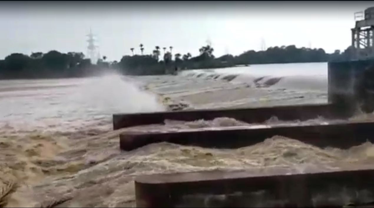 Water Level Increased In Baitarani And Salandi River In Bhadrak