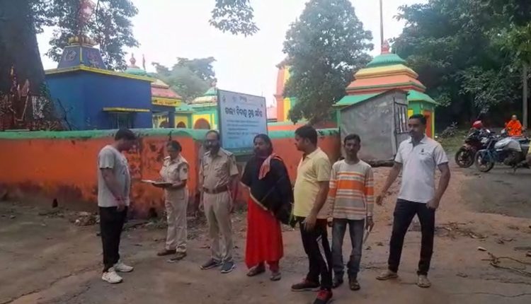 Lootera Theft Hundi Of Kali Temple In Sonepur