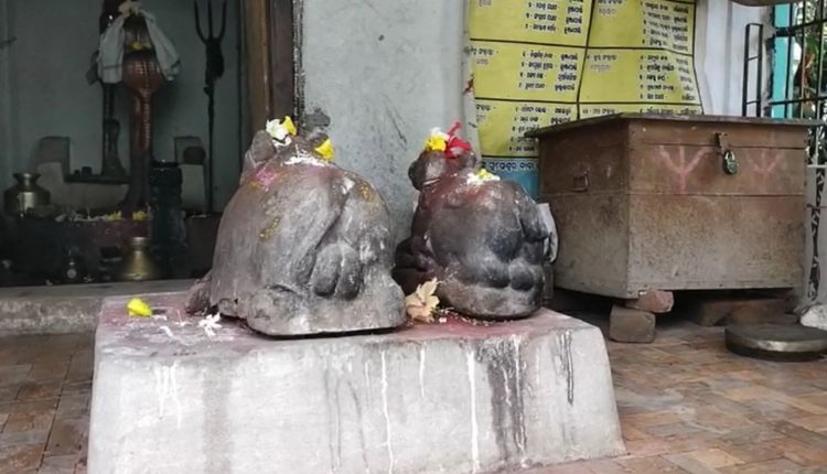 Miscreants Loot Money Form Temple Hundi In Sonepur