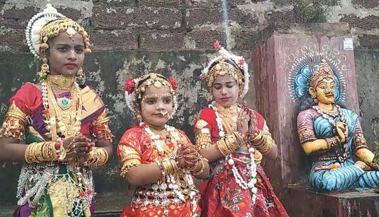 Netapila Tradition Minor Daughter Of Sevayat Family Observe Fasting To Get Husband Like Lord Shiva
