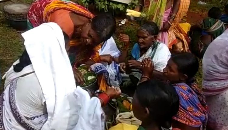 Tribal's Unique Tradition Of Faith Jana Sarani Pooja