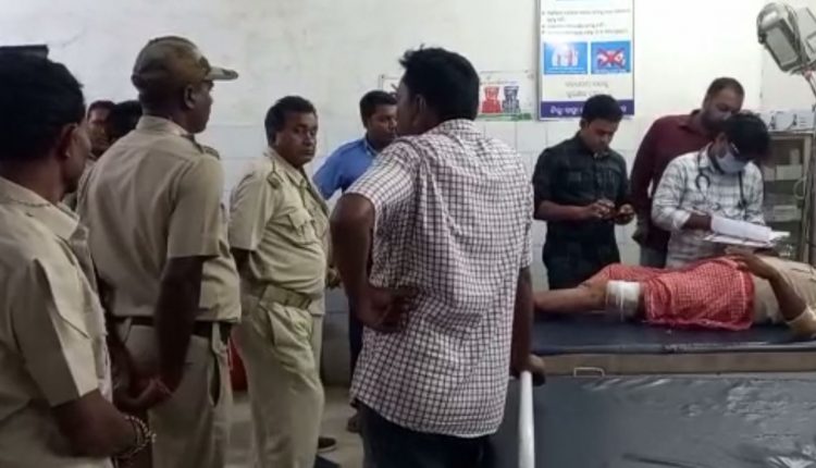 Forest Department Employees Attacked By Miscreants