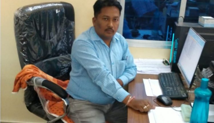 Muribahal APO Arrested While Taking Bribe By Vigilance