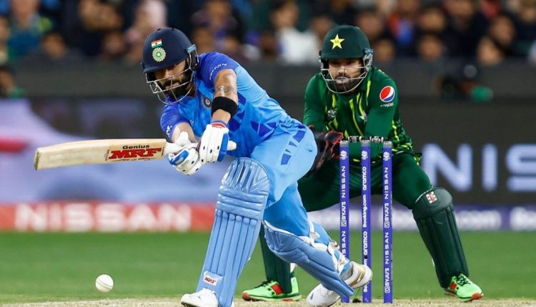 T20 World Cup India Beats Pak In 4 Wickets