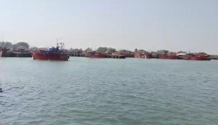 Alert for Fishermen, Fishing prohited at Bay Of Paradeep