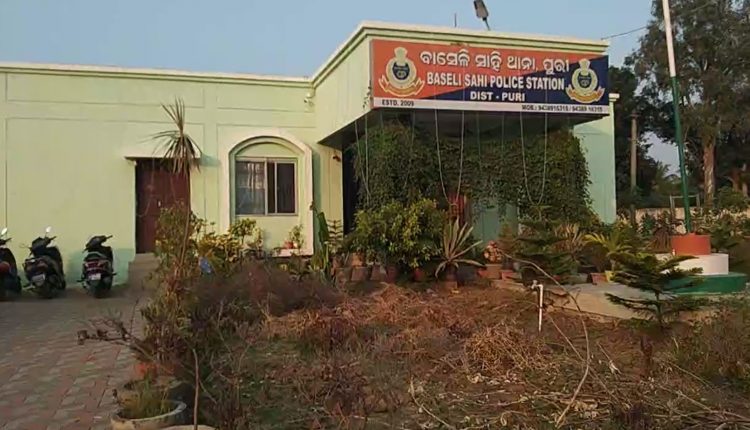 Loot Accused Escaped From Police Station Puri