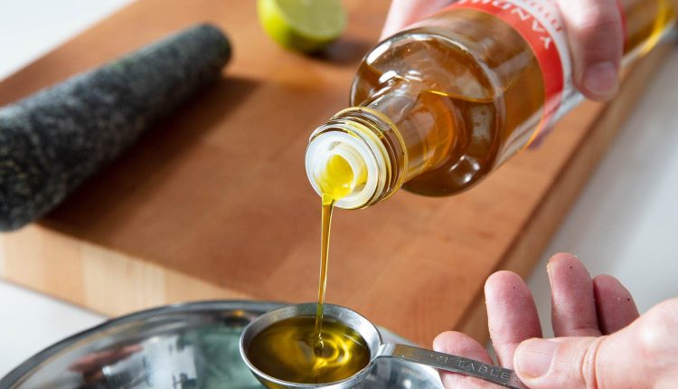 Consumers to pay less for edible oils with reduction in Basic Import Duty