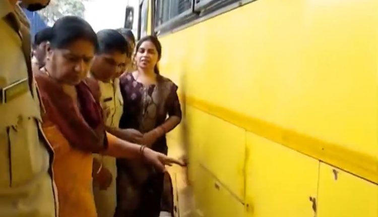 Honeytrap Case Archana Nag Says Give Me 30 Minutes