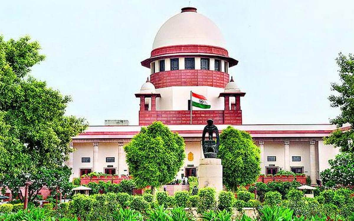 Supreme Court Asks CBI To Give Status Report On Chit Fund Case By Monday