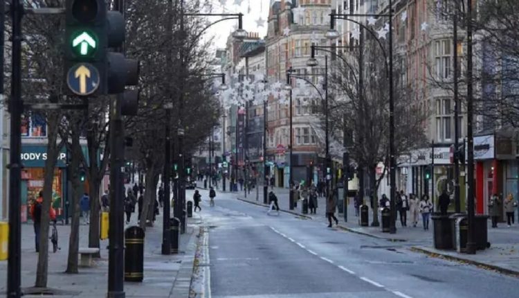 UK To Stop Publishing Infections Data In New Year For Living With Covid Phase