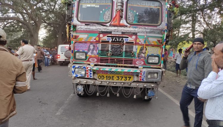 Two Relative Sister Killed In Road Accident At Angul