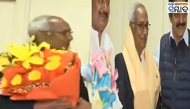 Former Chief Secretary Of Odisha Bijay Patnaik Joins In Congress At Delhi