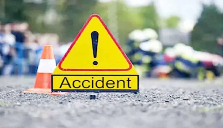 5 killed after truck hits auto rickshaw near Kamarada in Rayagada