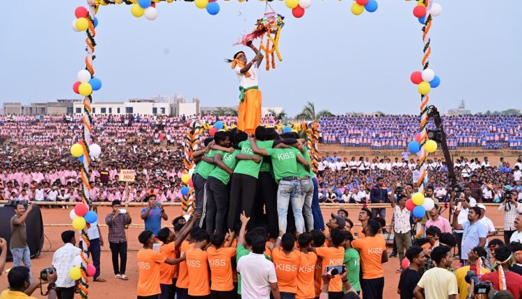 Ollywood Stars Shine at Holi Celebrations at KISS