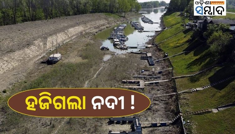 Italy Largest River Po Dried Up Due To Global Warming