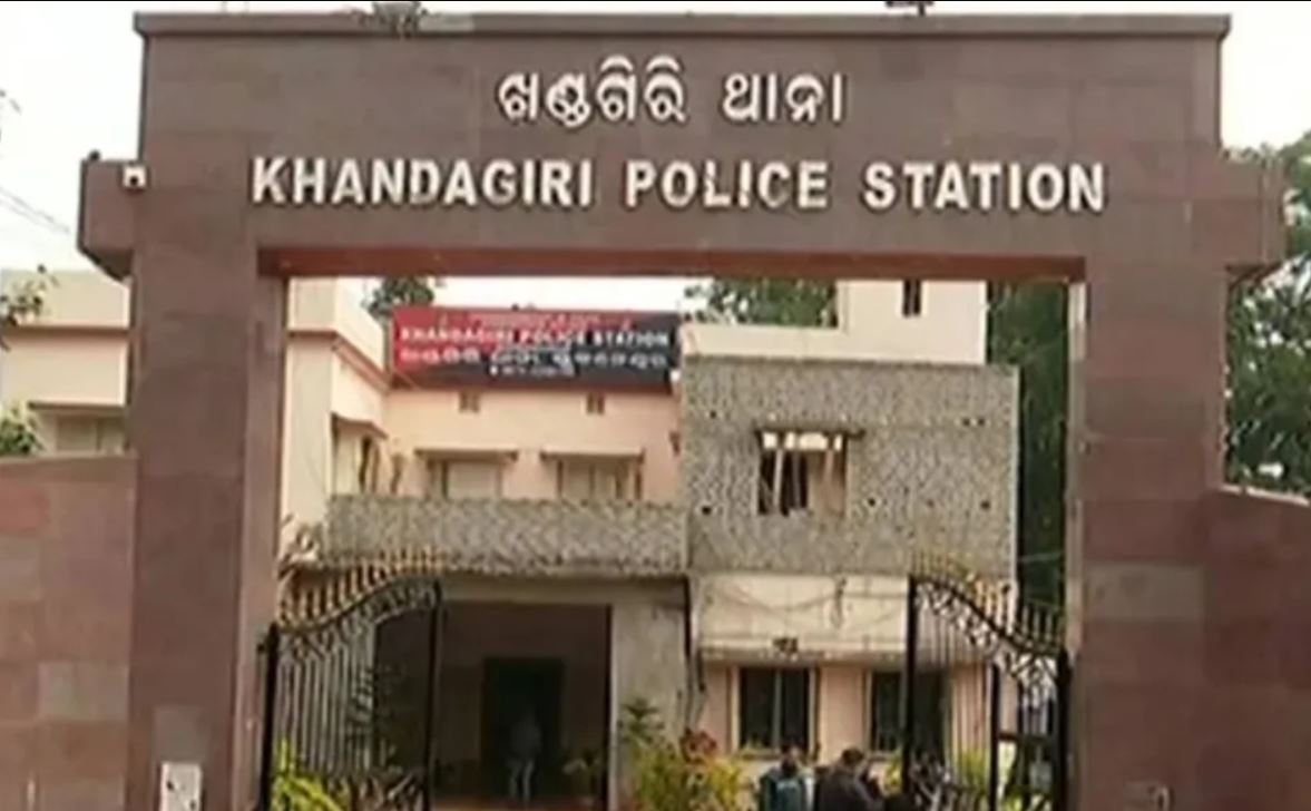Sub-Inspector Among 2 Held For Taking Rs 50K Bribe In Bhubaneswar