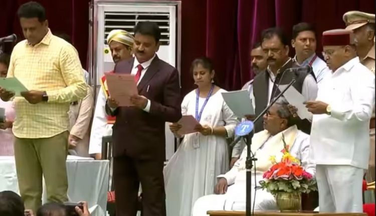 Karnataka Cabinet Oath Ceremony CM Siddaramaiah Cabinet Expansion