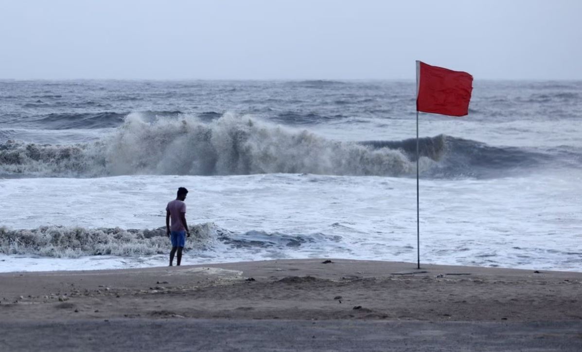 Cyclone Warning for Saurashtra & Kutch Coasts