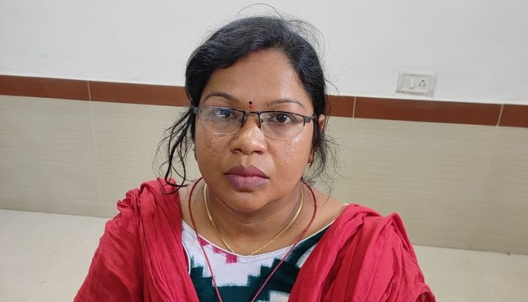 Junior Engineer Caught Taking Bribe By Odisha Vigilance