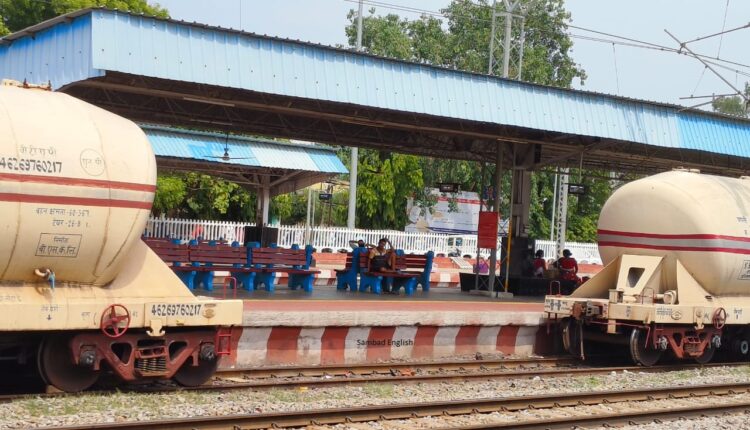 Wagons Of Goods Train Gets Detached In Odisha