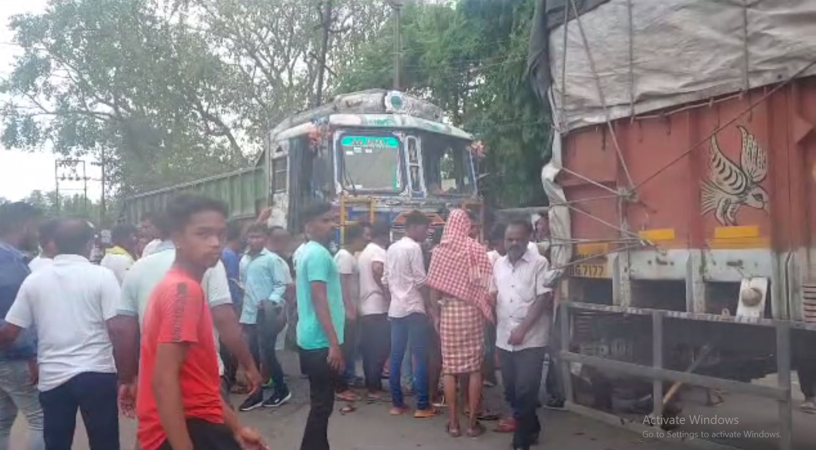 2 Die As Bike Gets Squeezed Between Trucks In Odisha’s Angul