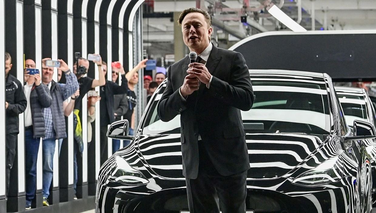 Elon Musks Telsa In Talks To Set Up Factory In India For Electric Cars