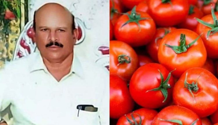Farmer Killed in Road, Who Sold 30 Lakhs Tomatoes