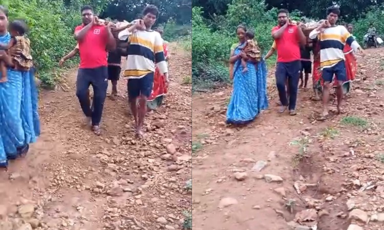 Rough Road, 102 Ambulance Driver Carried Pregnant Woman 4KM