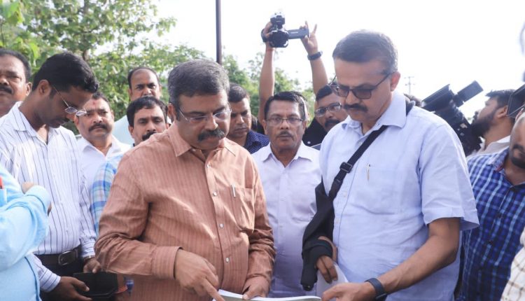 Union Minister Expresses Concern Over Delay In Construction Of Odisha Paika Rebellion Memorial