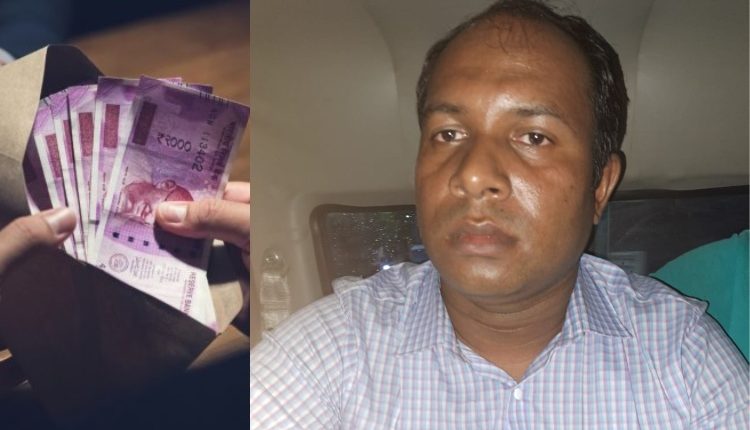 Vigilance Apprehends Junior Engineer While Taking Bribe In Odisha’s Puri